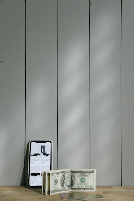 Virtual Cards vs. Debit Cards: Which is Safer Online?